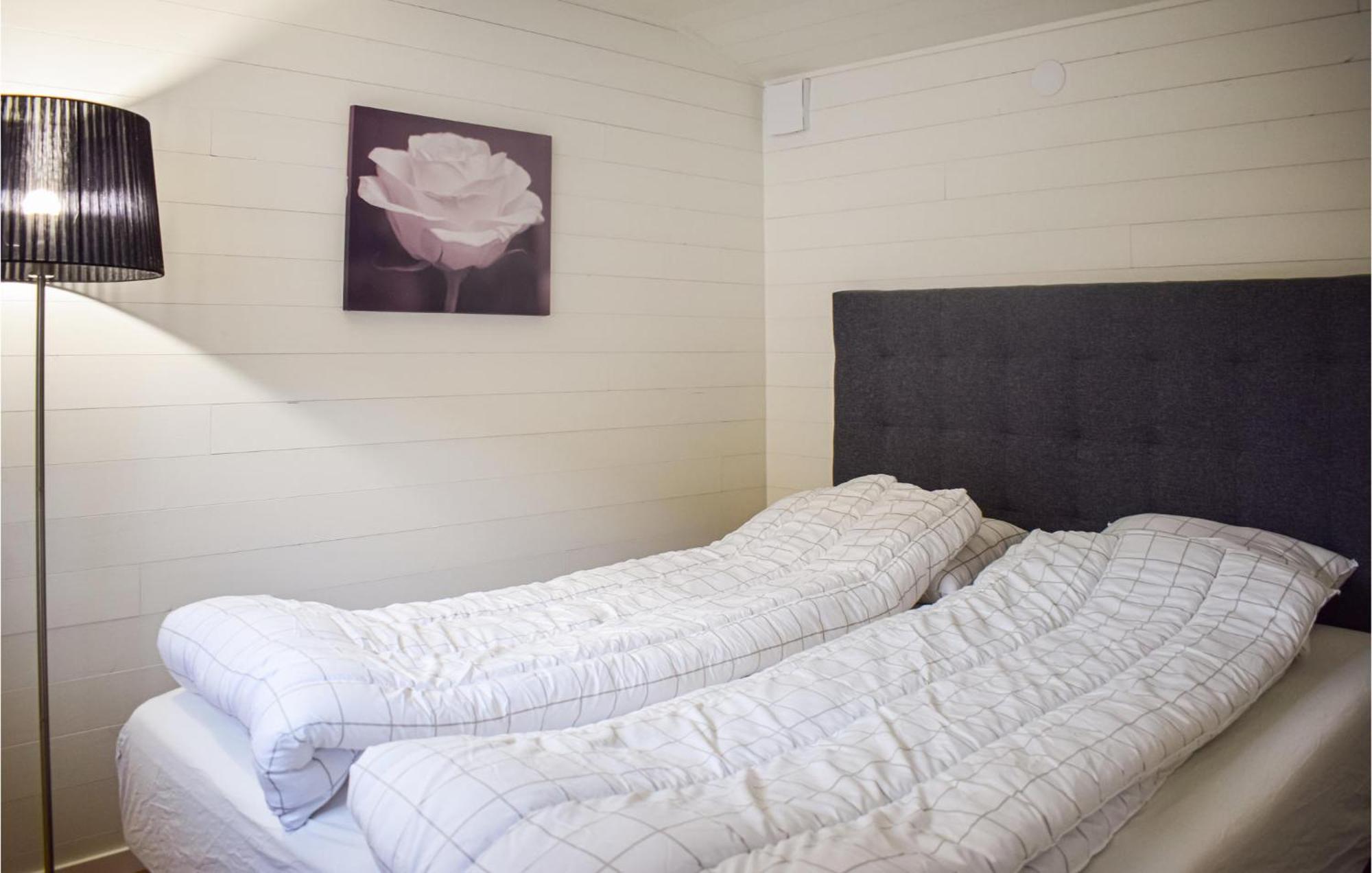 Gorgeous Home In Borgholm With Wifi Ngoại thất bức ảnh